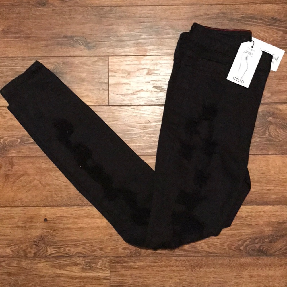 NWT Black Cello Skinny Jeans